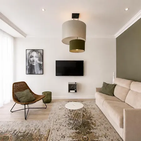 Nouveau F2 Calme Coeur De 1min De La Apartmán *